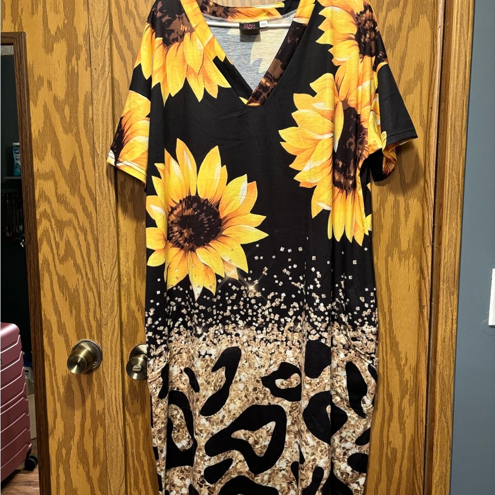 Sunflower Print V-Neck Dress
